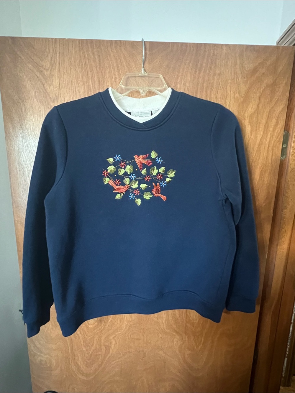 Vintage Embroidered Fall Bird Motif Navy Crewneck Sweater